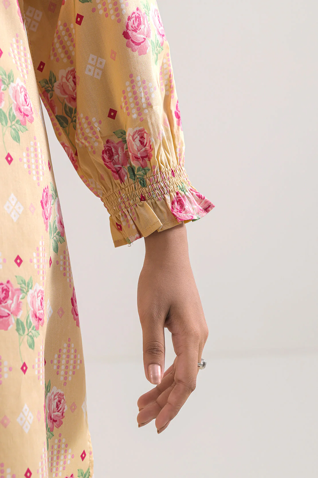Unstitched Printed Lawn 3 Piece - Image 5