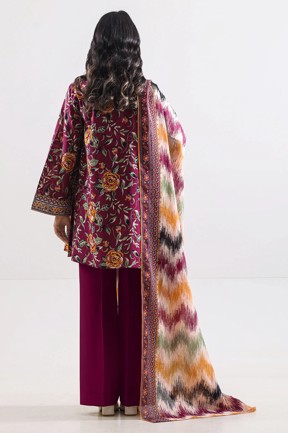 Unstitched Printed Lawn 3 Piece - Image 4