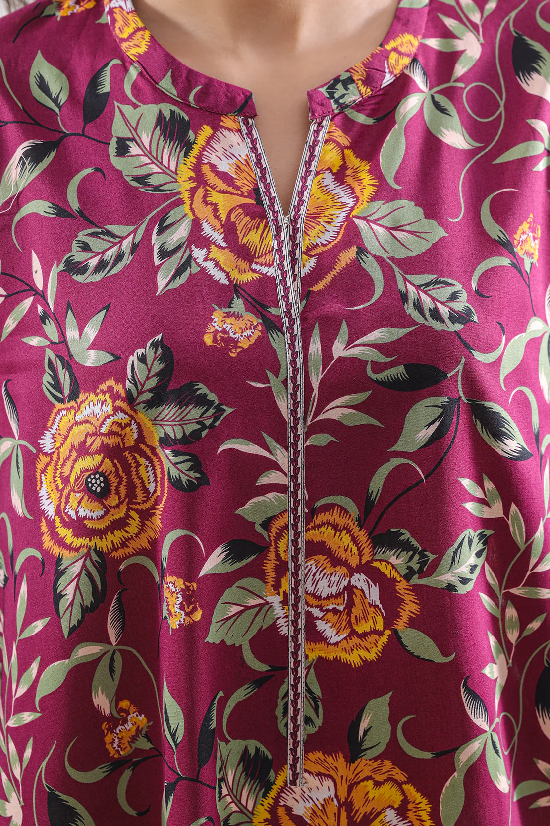 Unstitched Printed Lawn 3 Piece - Image 7