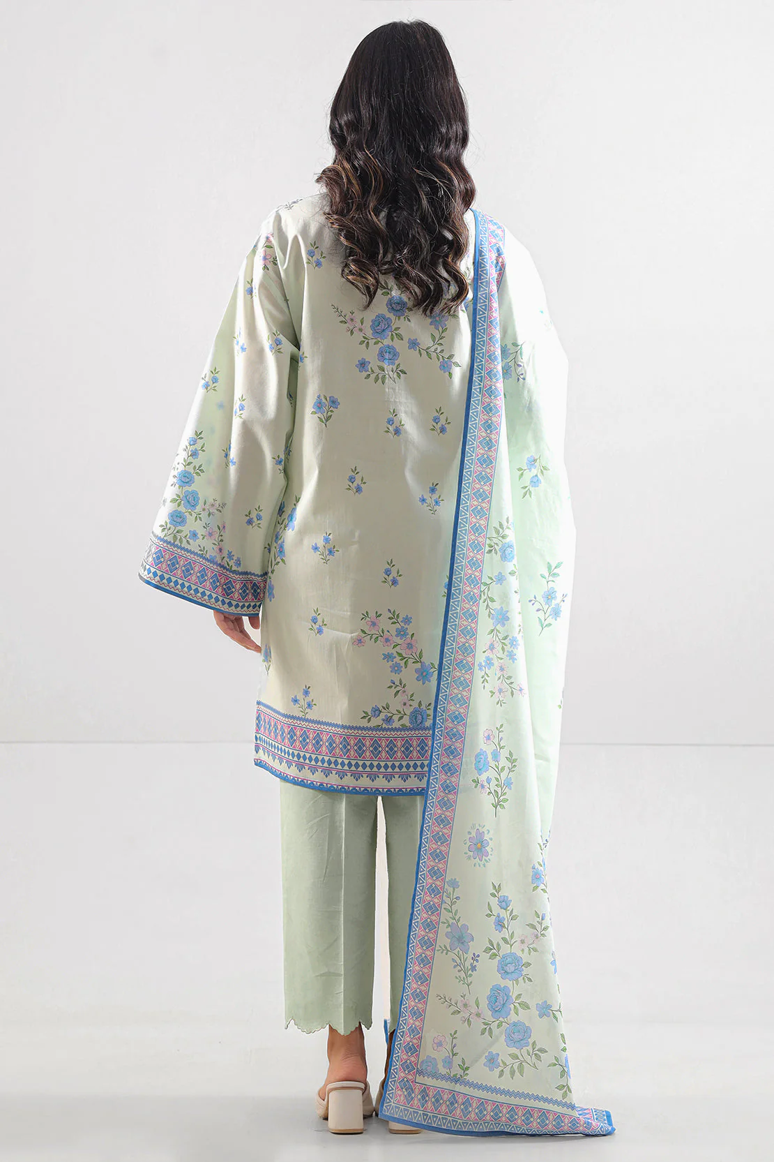 Unstitched Printed Lawn 3 Piece - Image 3