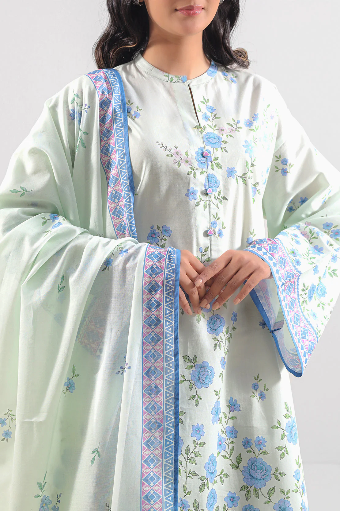 Unstitched Printed Lawn 3 Piece - Image 4