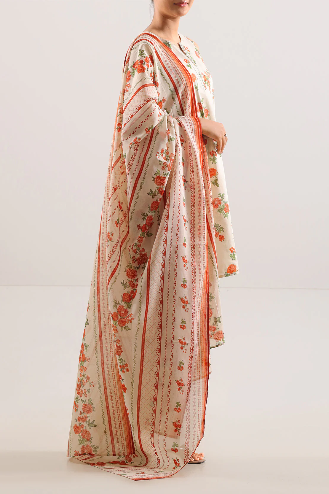 Unstitched Printed Lawn 3 Piece - Image 3