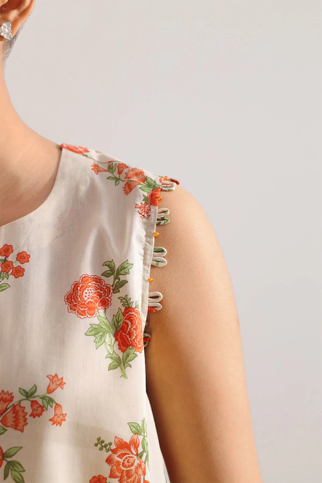 Unstitched Printed Lawn 3 Piece - Image 4