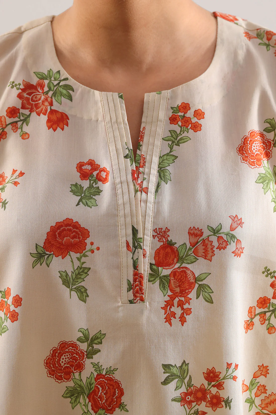 Unstitched Printed Lawn 3 Piece - Image 5