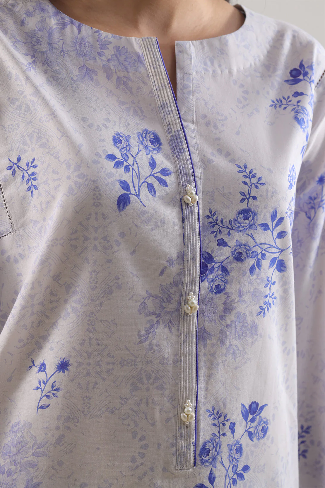 Unstitched Printed Lawn 3 Piece - Image 5