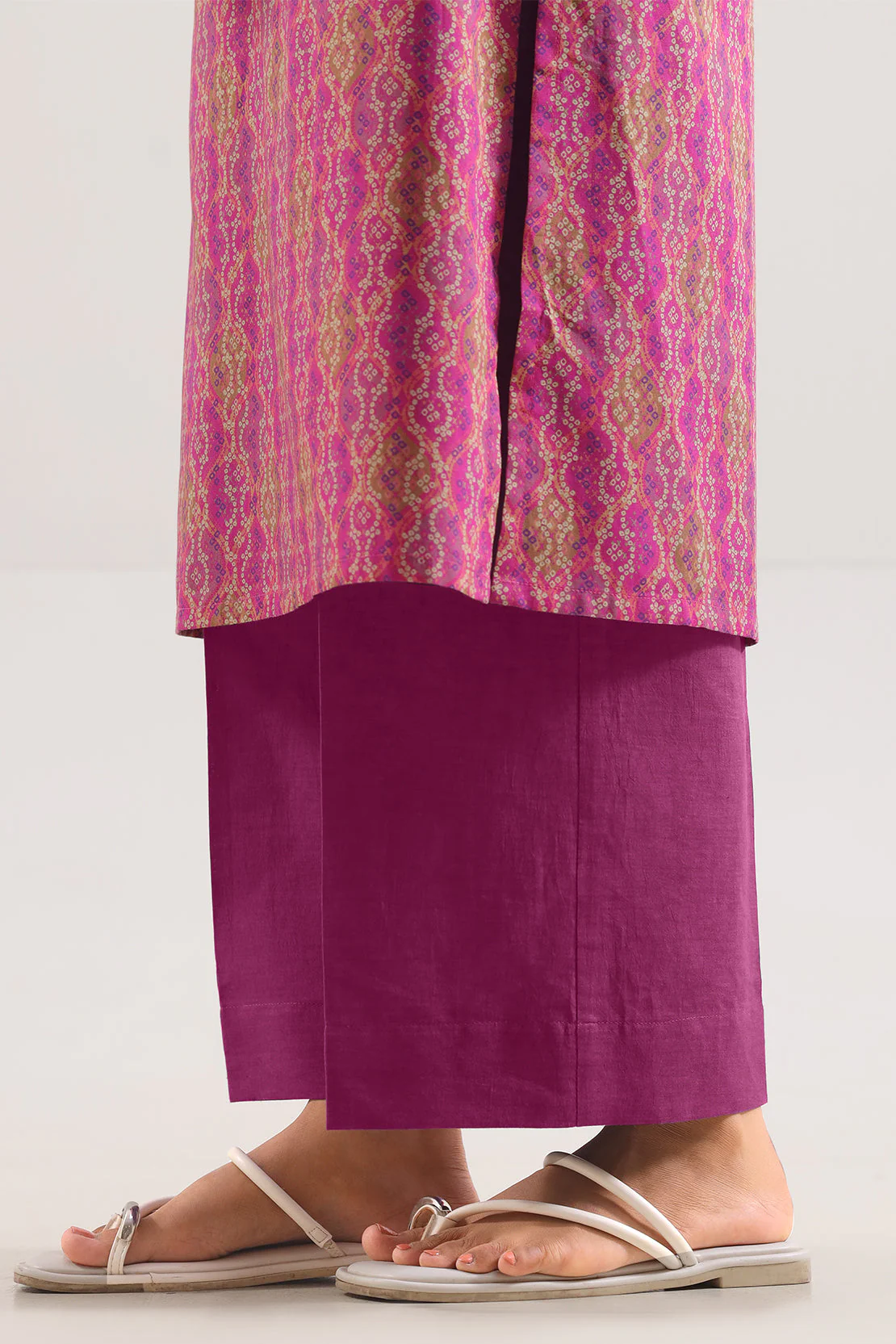 Unstitched Printed Lawn 3 Piece - Image 4
