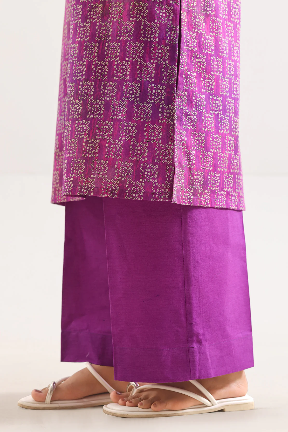 Unstitched Printed Lawn 3 Piece - Image 5