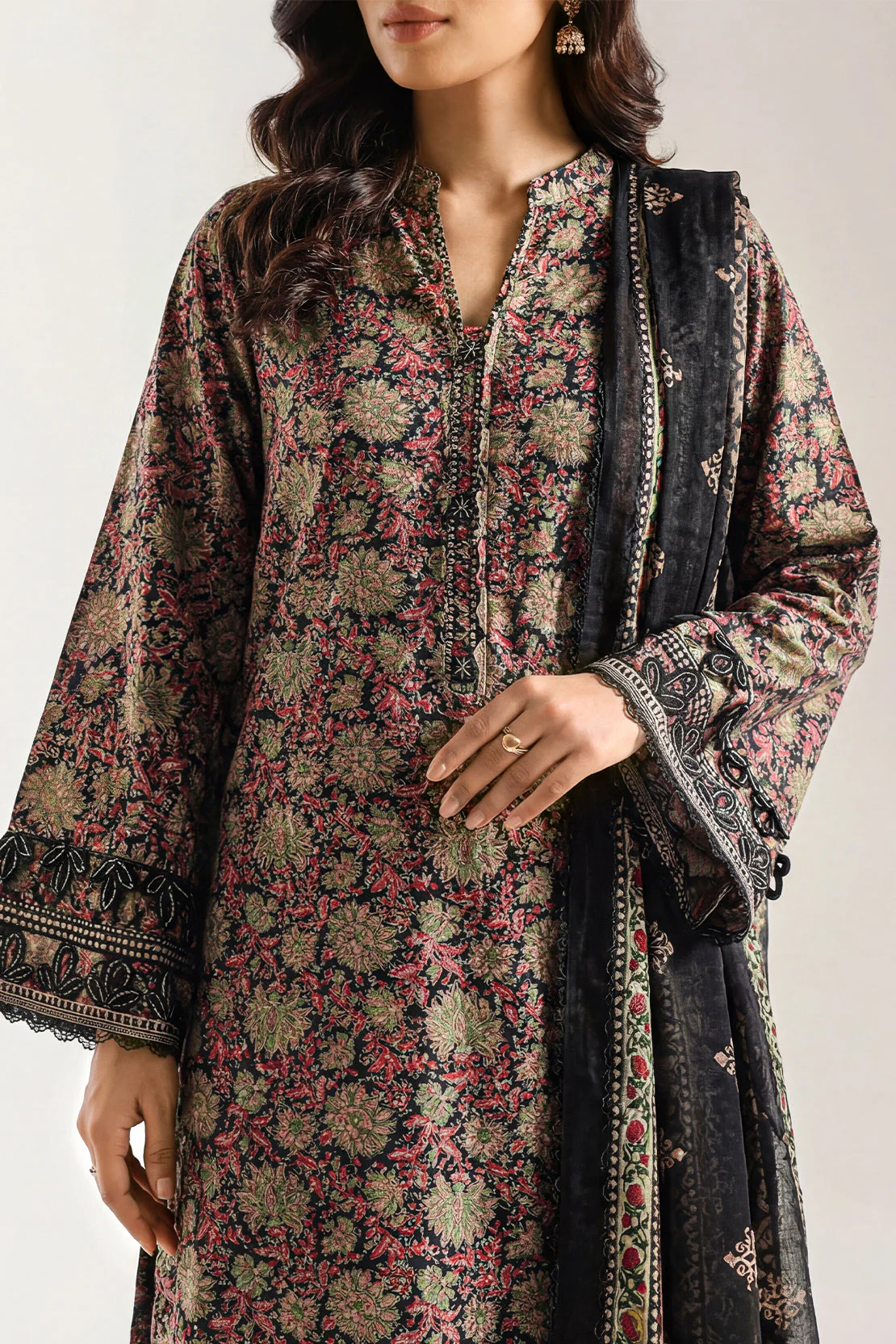 Unstitched Printed Lawn 3 Piece - Image 2