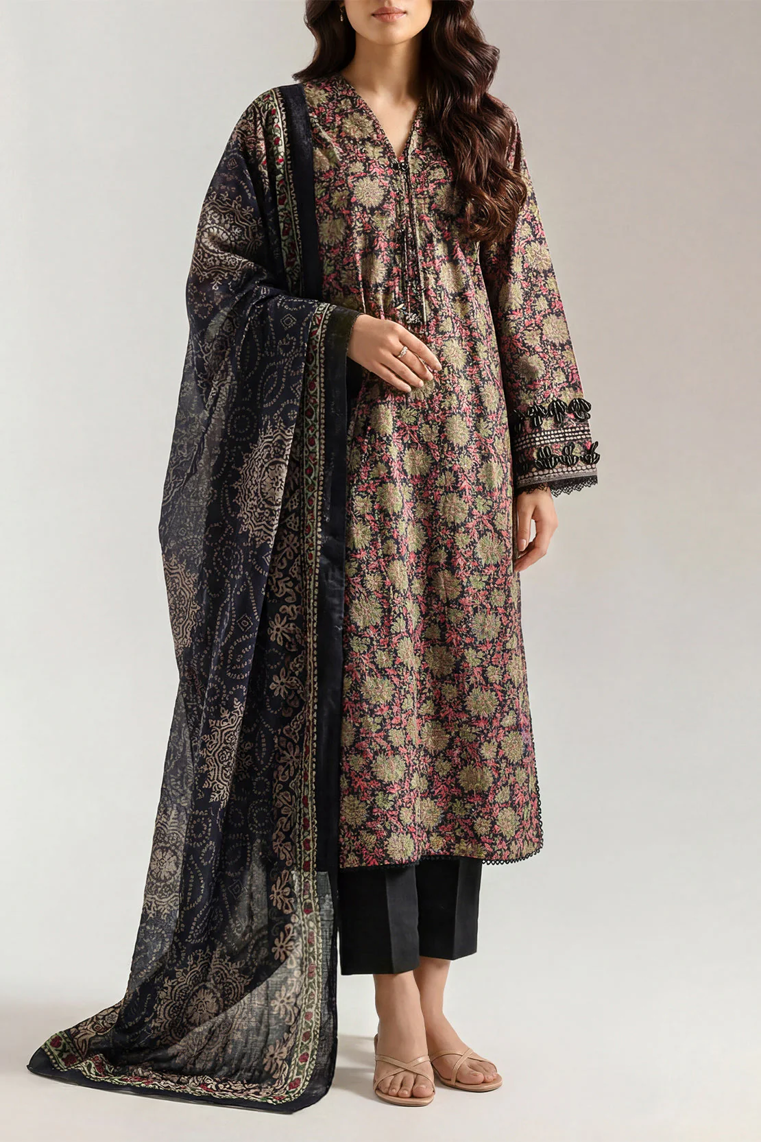 Unstitched Printed Lawn 3 Piece - Image 3