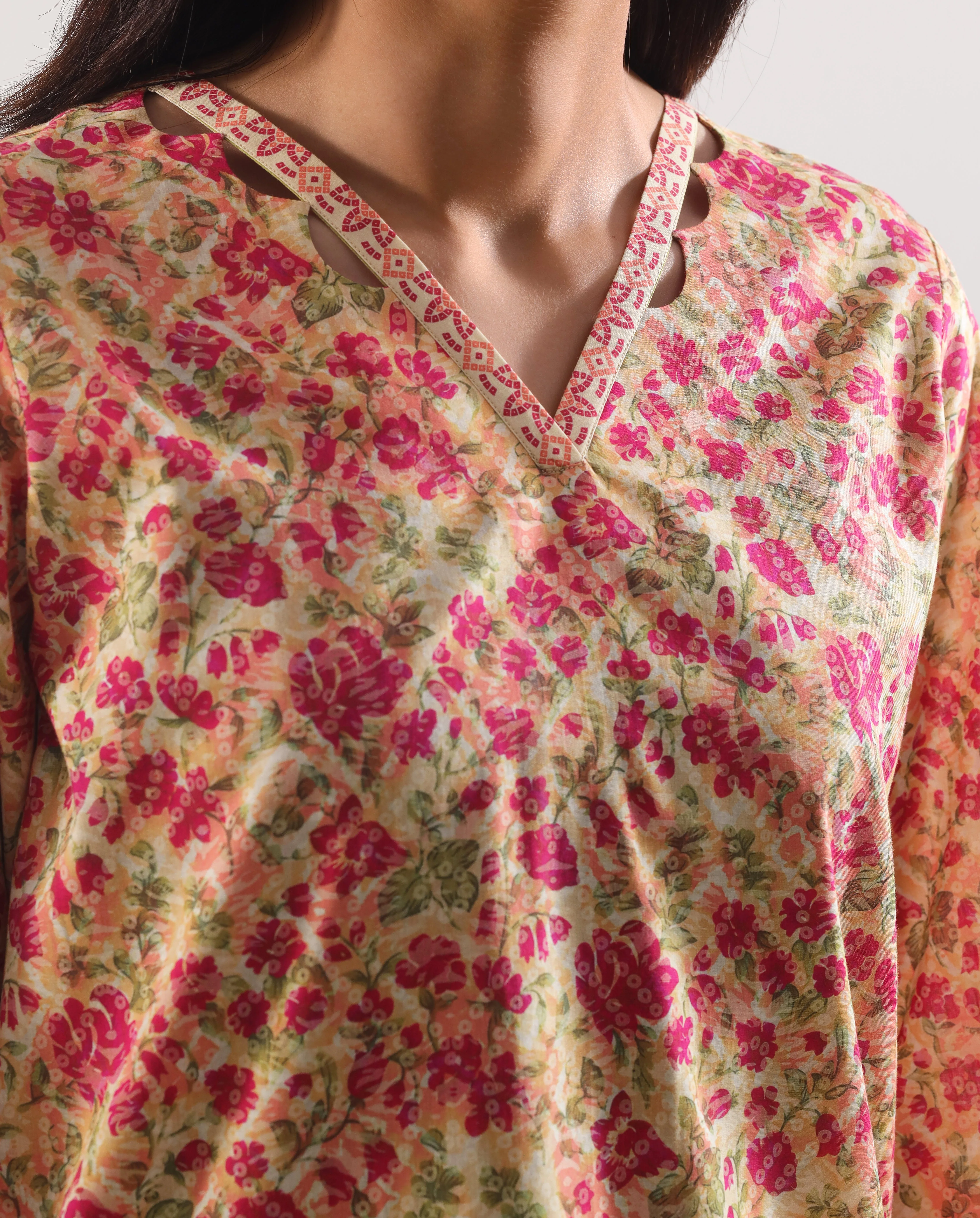 Unstitched Printed Lawn 3 Piece - Image 3
