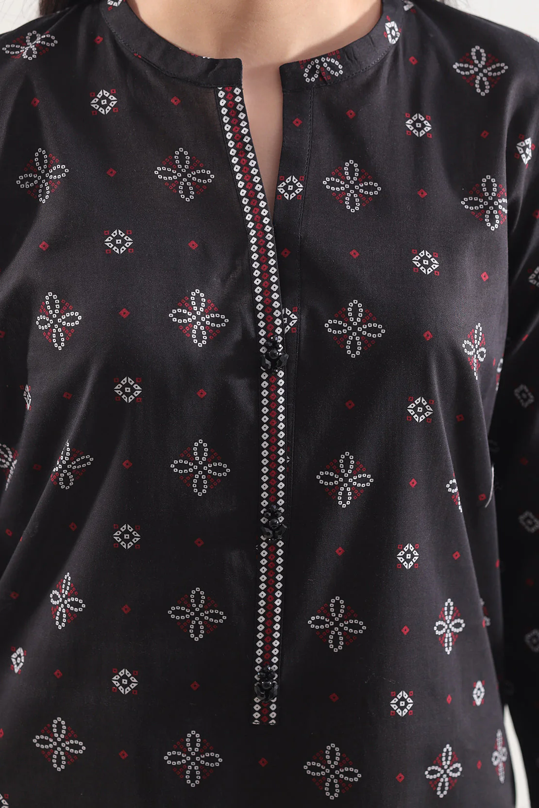 Unstitched Printed Lawn 3 Piece - Image 4