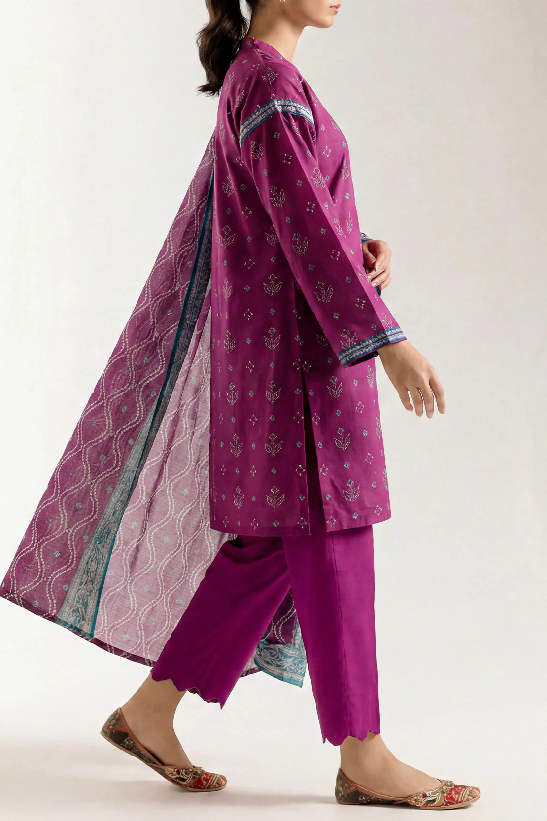 Unstitched Printed Lawn 3 Piece - Image 3