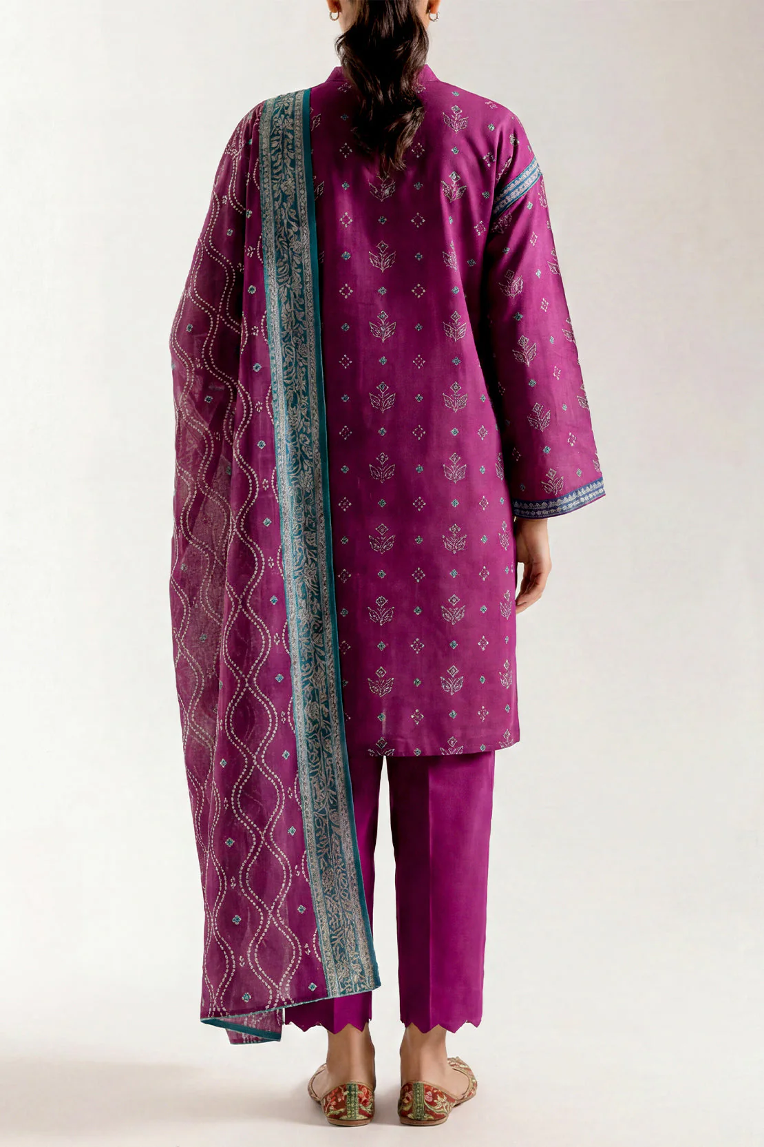 Unstitched Printed Lawn 3 Piece - Image 4