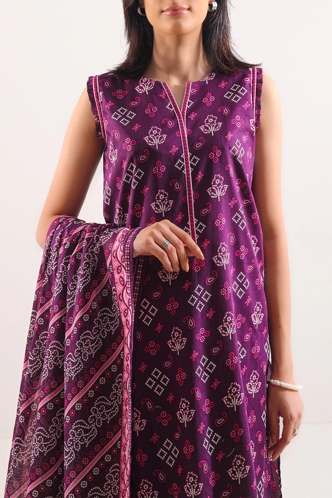 Unstitched Printed Lawn 3 Piece - Image 3