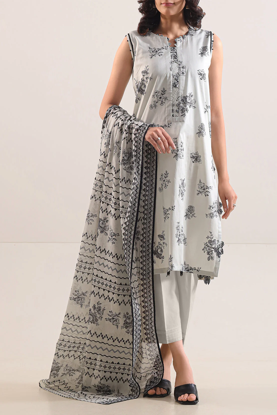 Unstitched Printed Lawn 3 Piece
