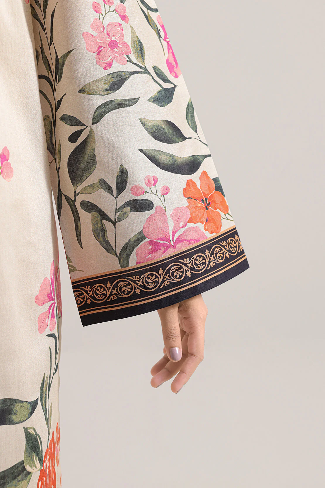 Unstitched Printed Lawn 3 Piece - Image 5