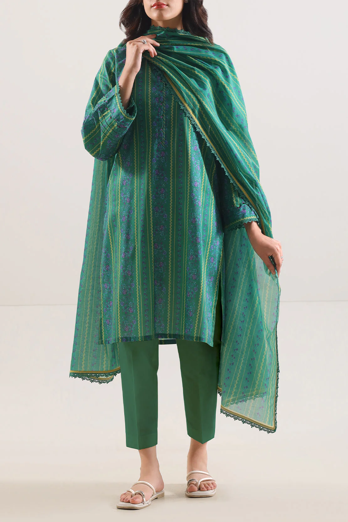 Unstitched Printed Lawn 3 Piece - Image 3