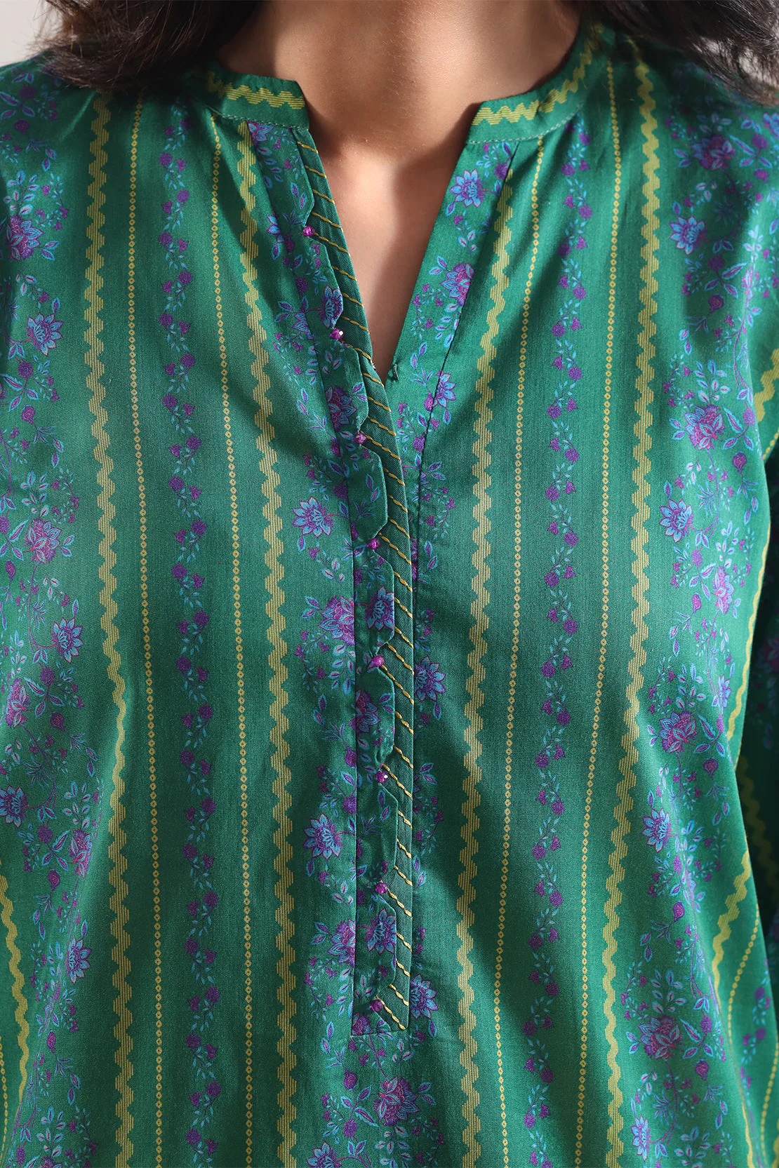 Unstitched Printed Lawn 3 Piece - Image 4