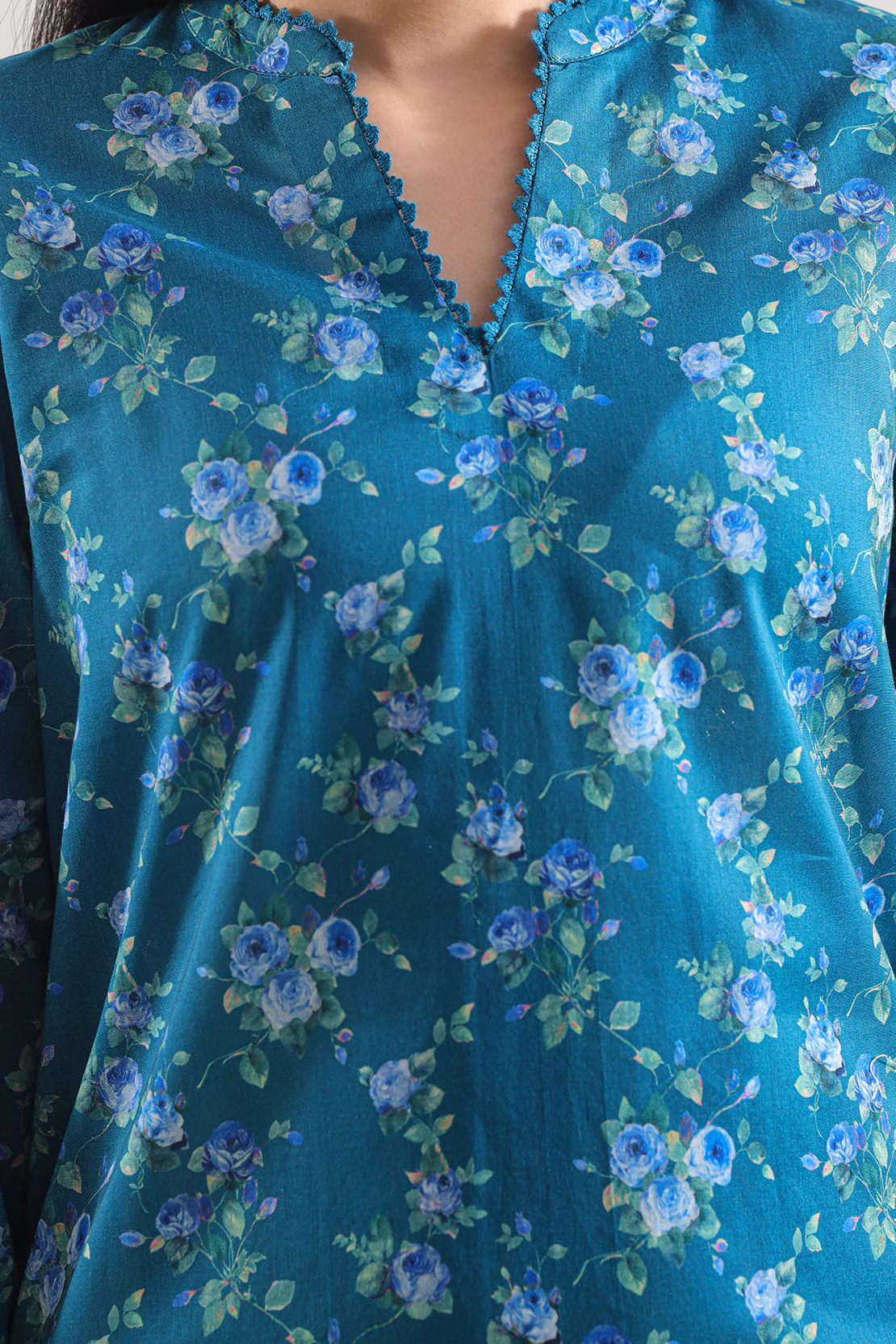 Unstitched Printed Lawn 3 Piece - Image 4