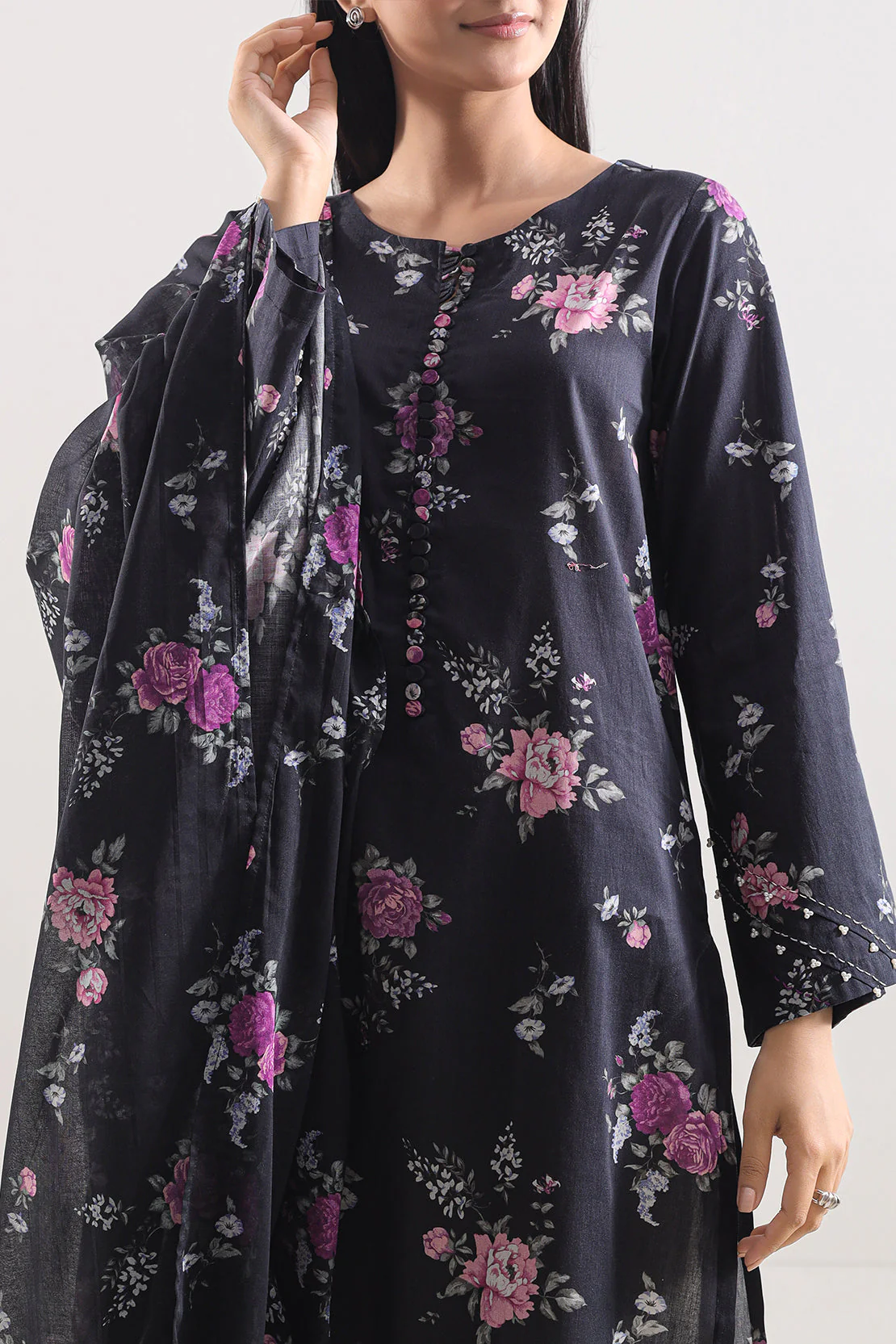 Unstitched Printed Lawn 3 Piece - Image 3