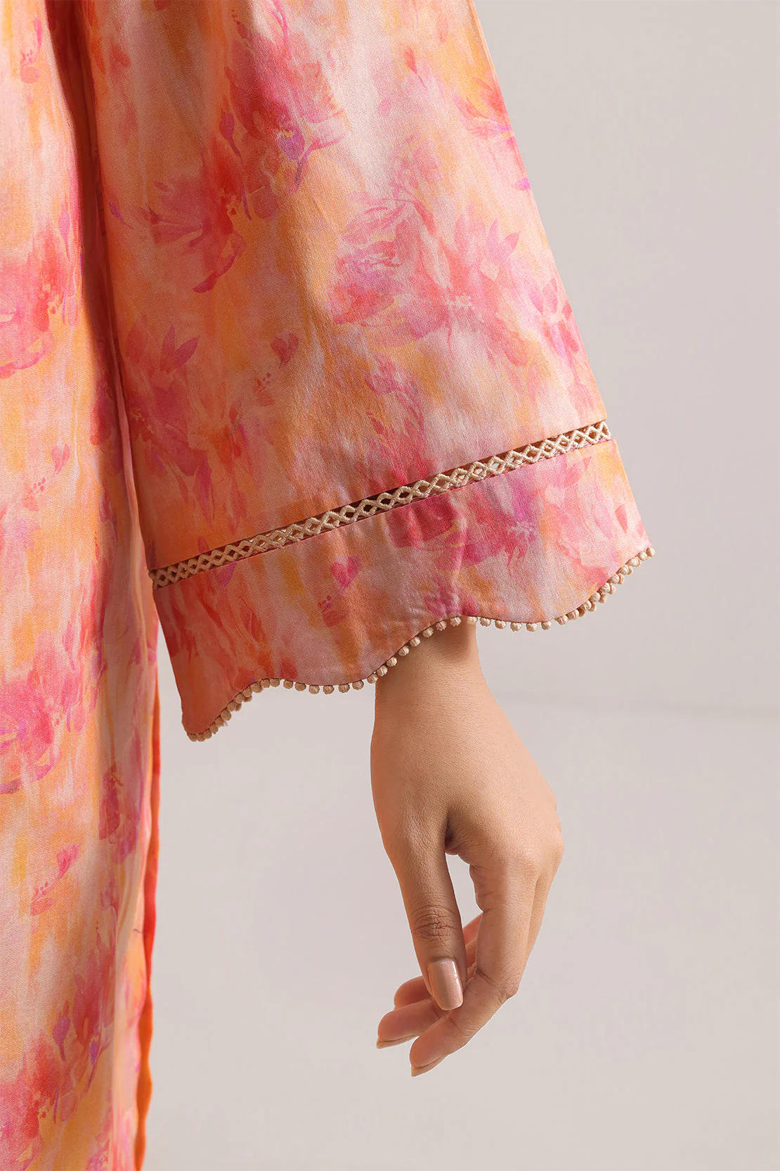 Unstitched Printed Lawn 3 Piece - Image 5