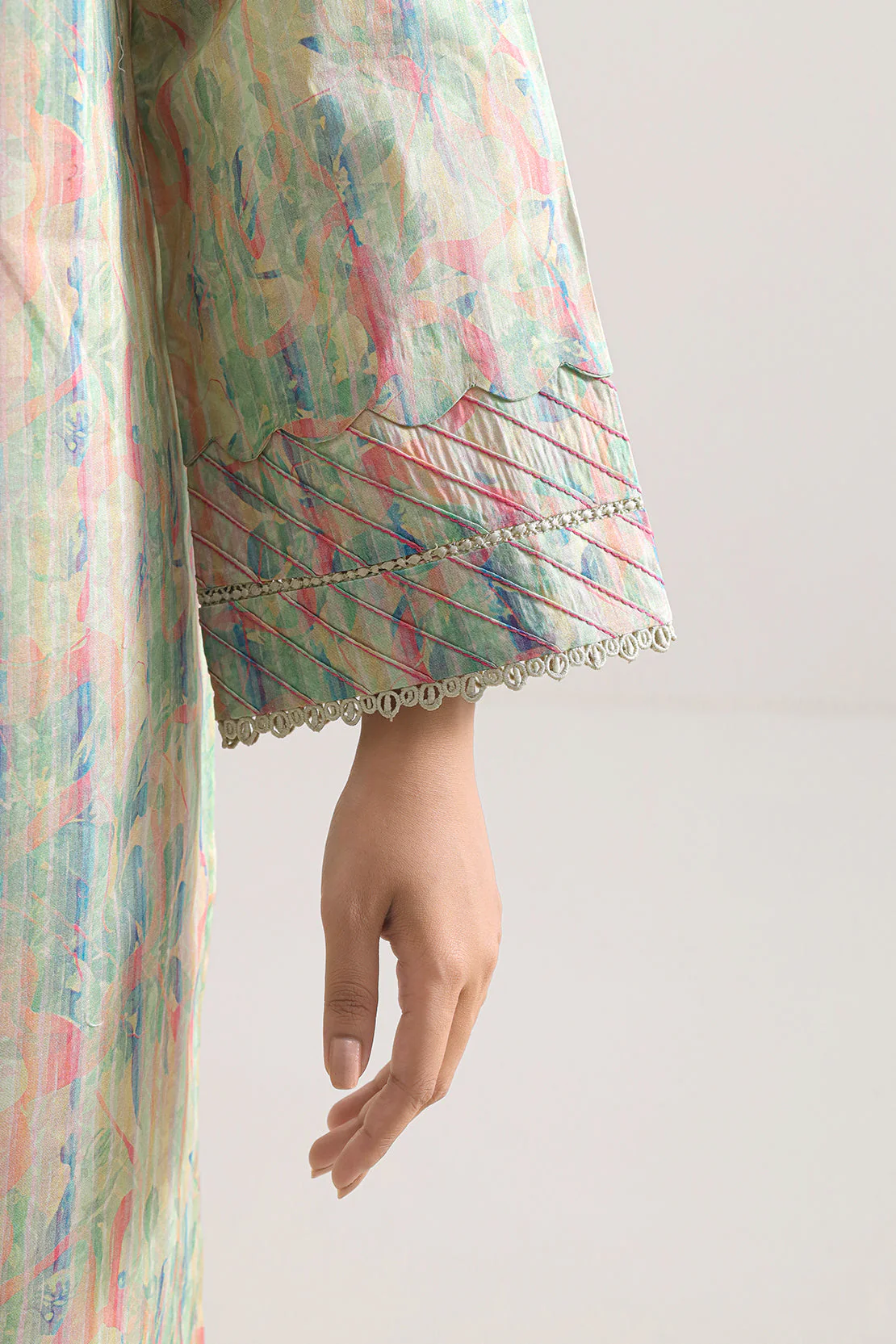 Unstitched Printed Lawn 3 Piece - Image 4