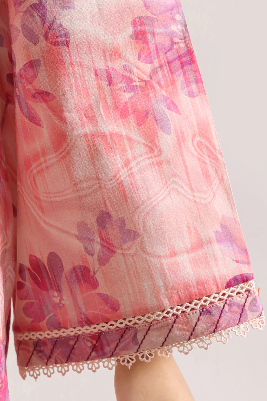 Unstitched Printed Lawn 3 Piece - Image 5