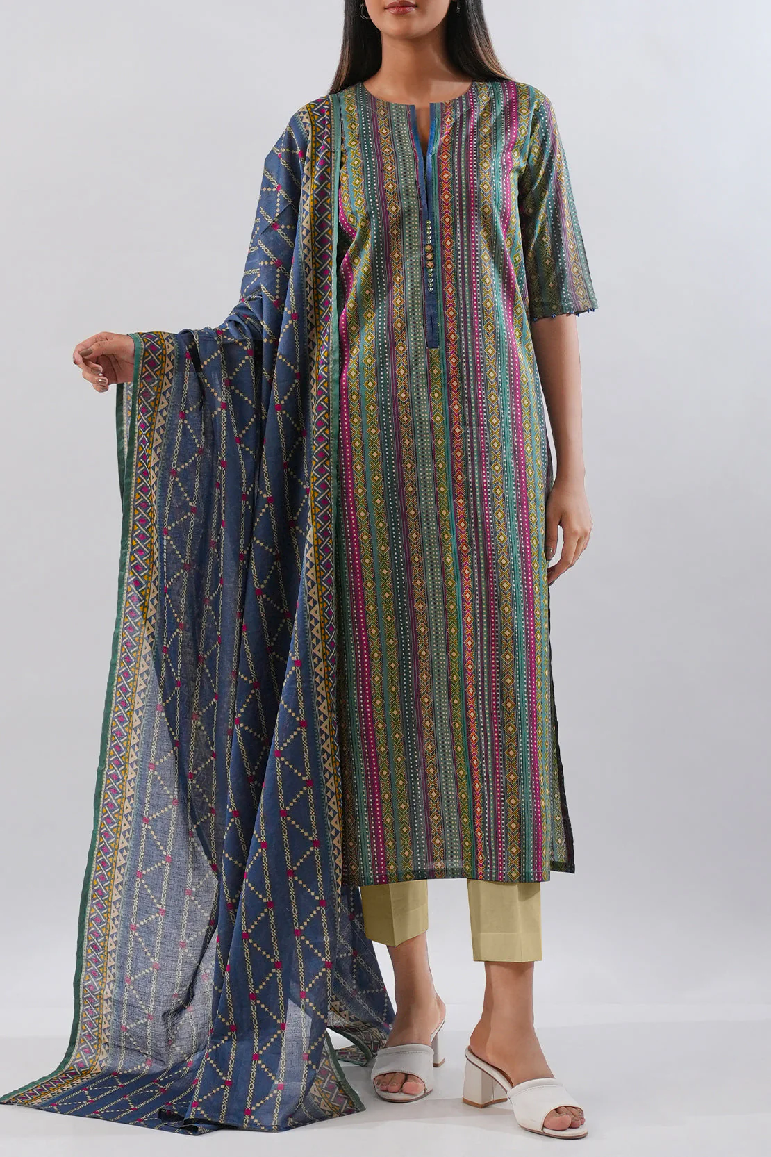 Unstitched Printed Lawn 3 Piece