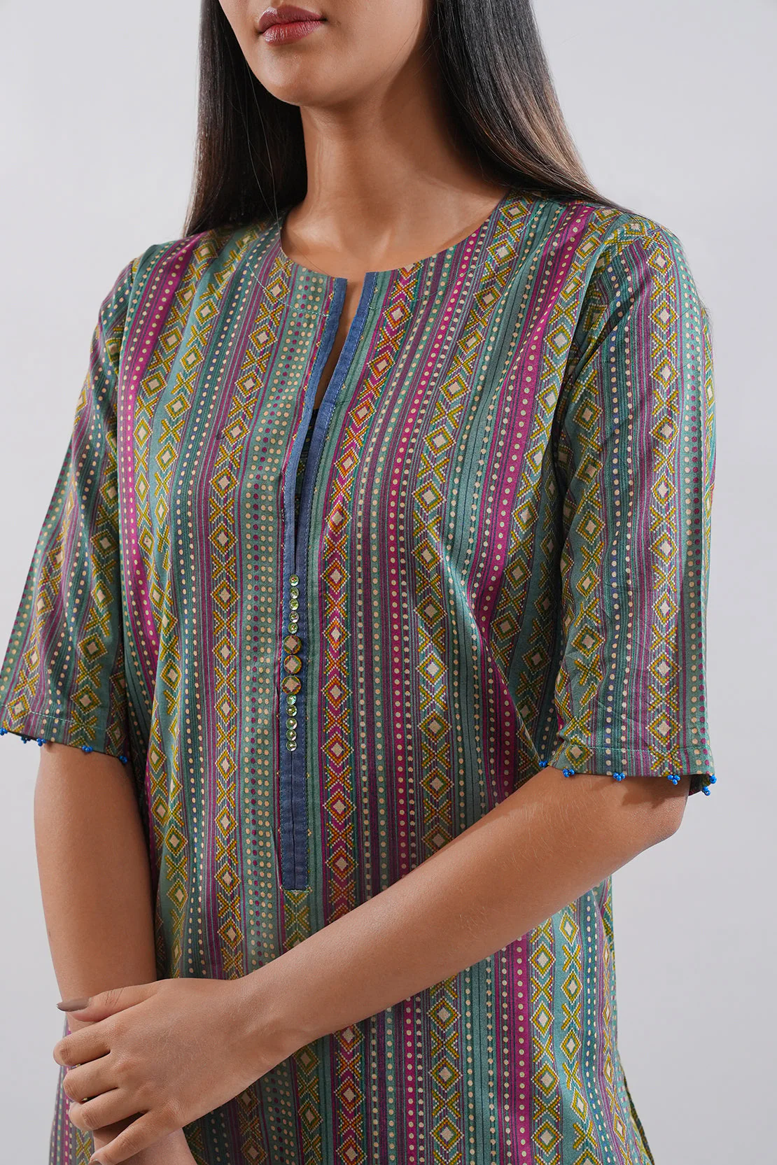 Unstitched Printed Lawn 3 Piece - Image 4