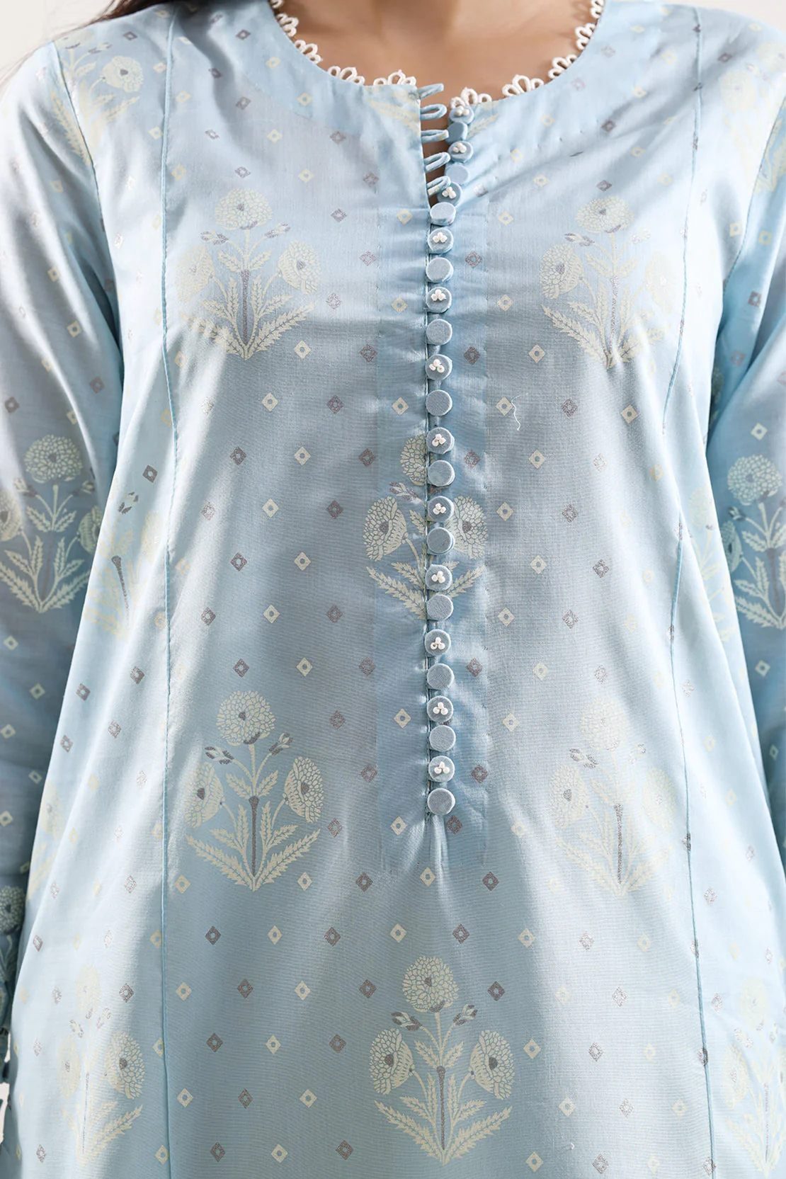 Unstitched Printed Lawn 3 Piece - Image 3