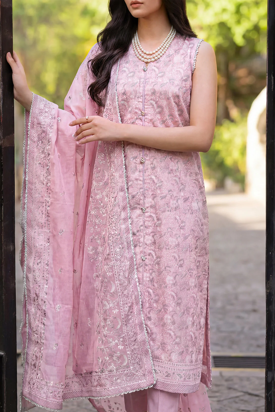 Unstitched Printed Lawn 3 Piece - Image 4