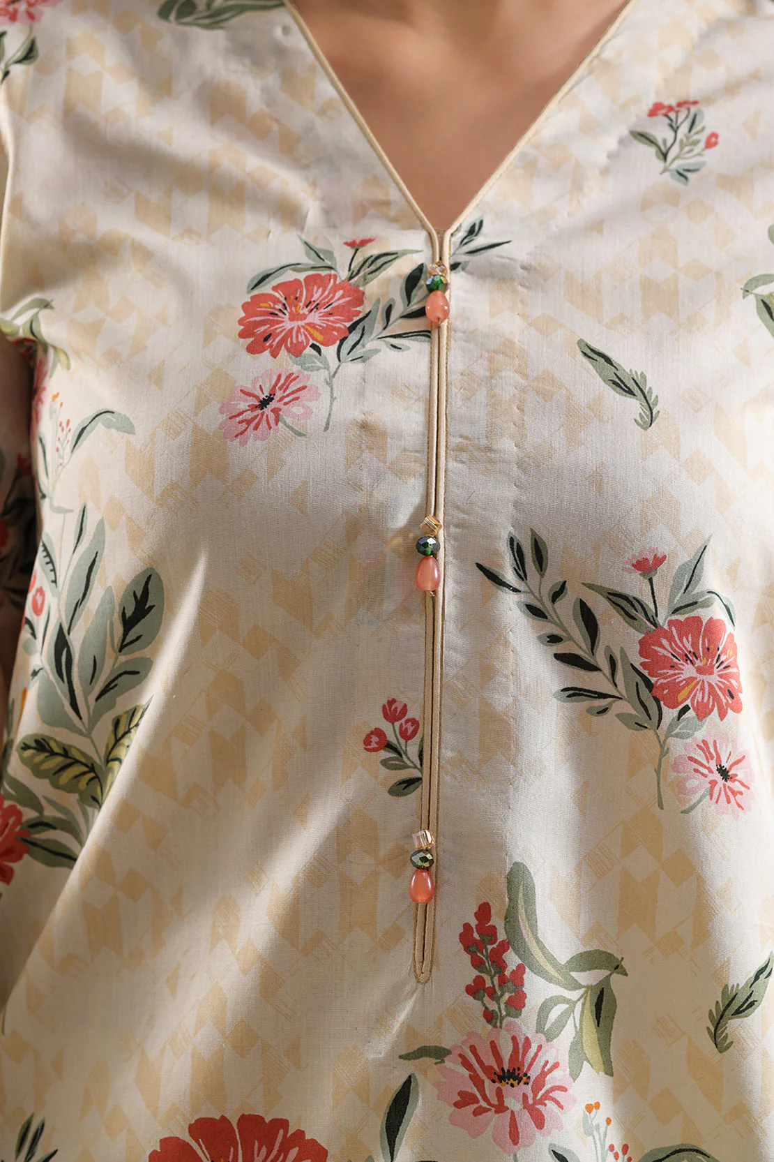 Unstitched Printed Lawn 3 Piece - Image 4