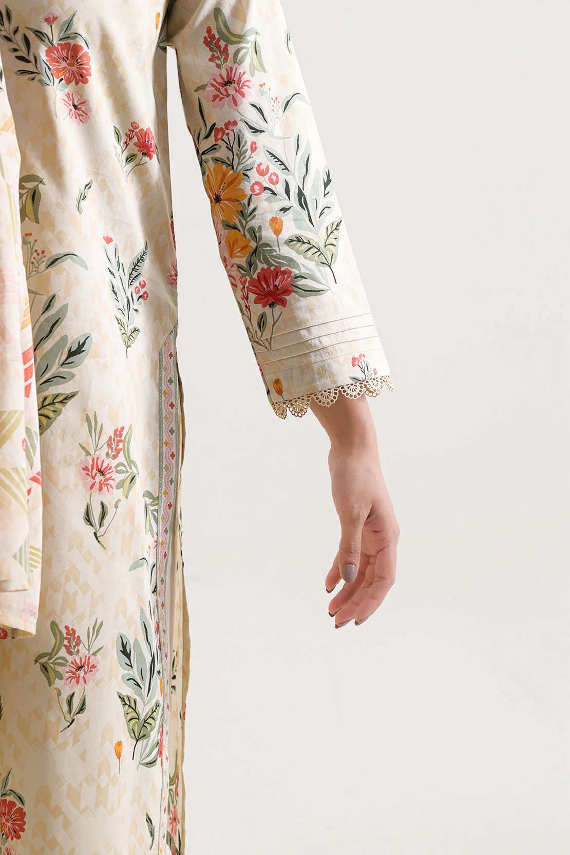 Unstitched Printed Lawn 3 Piece - Image 5