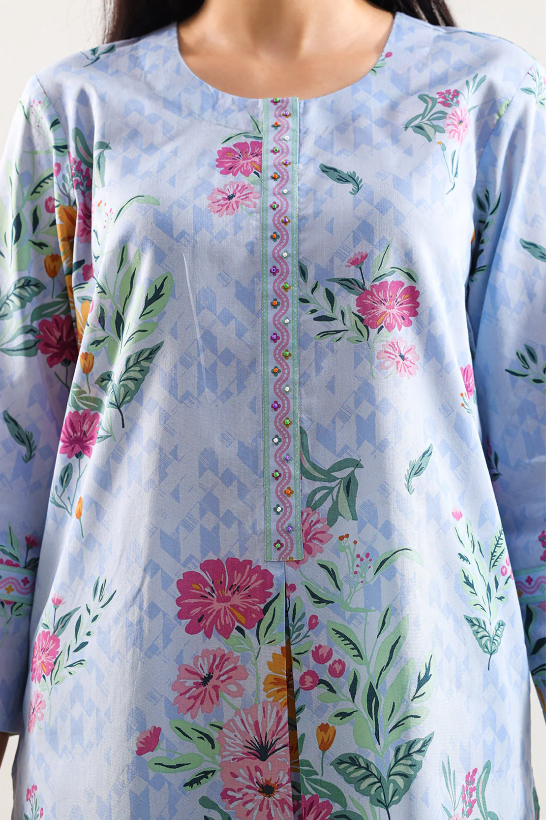 Unstitched Printed Lawn 3 Piece - Image 3