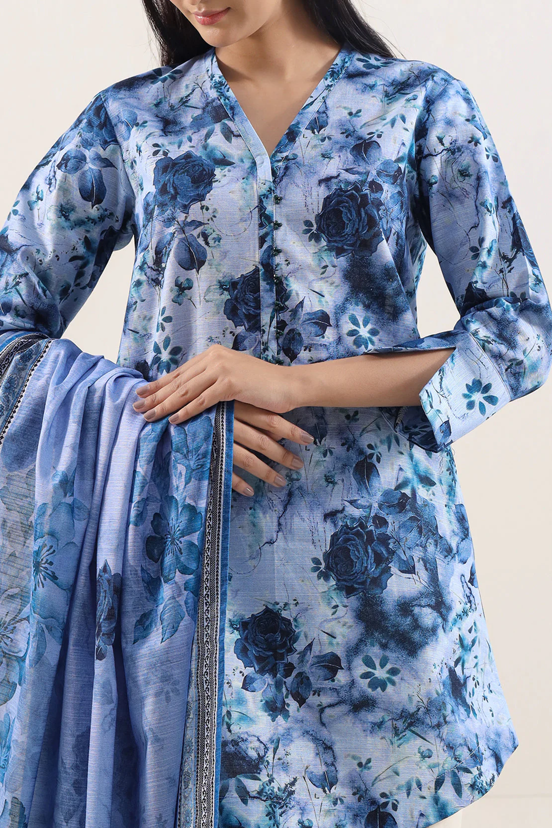 Unstitched Printed Lawn 3 Piece - Image 2