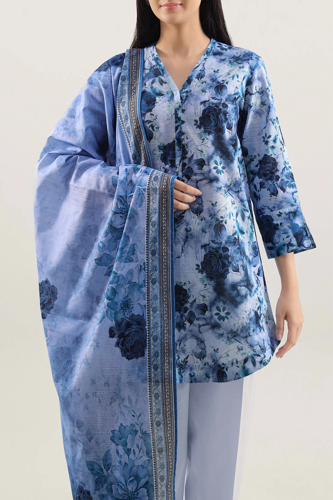 Unstitched Printed Lawn 3 Piece - Image 3