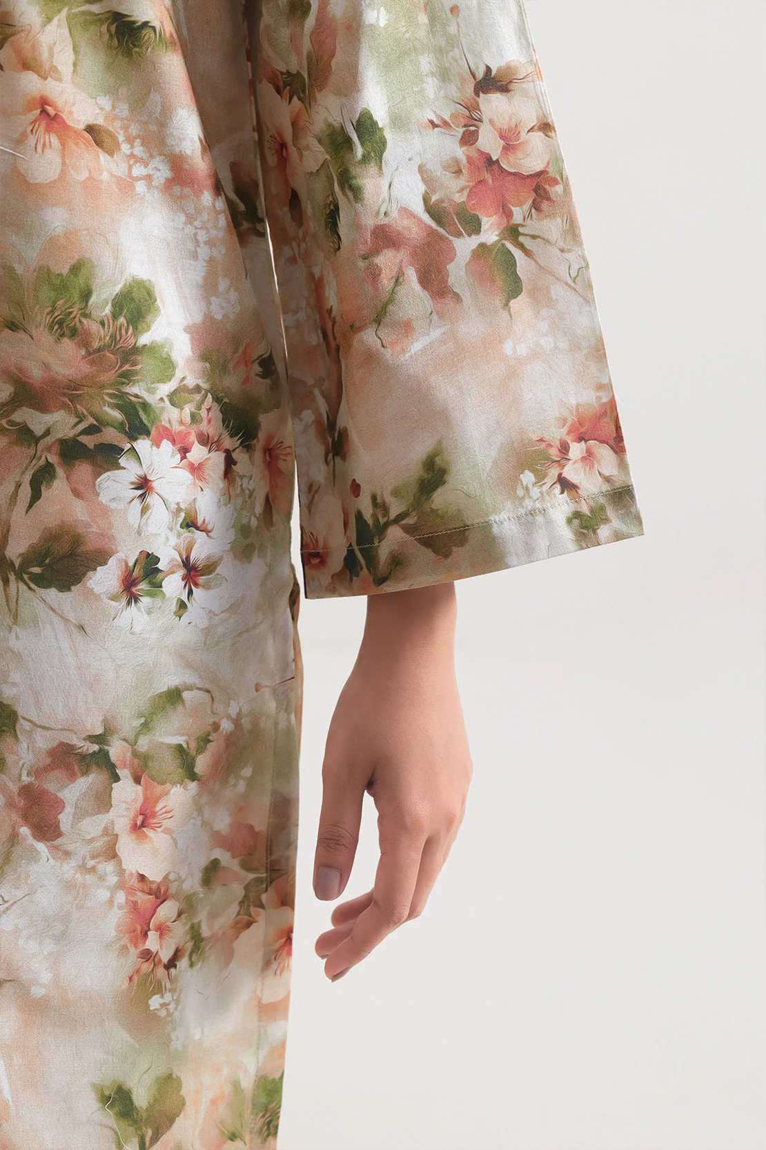 Unstitched Printed Lawn 3 Piece - Image 5
