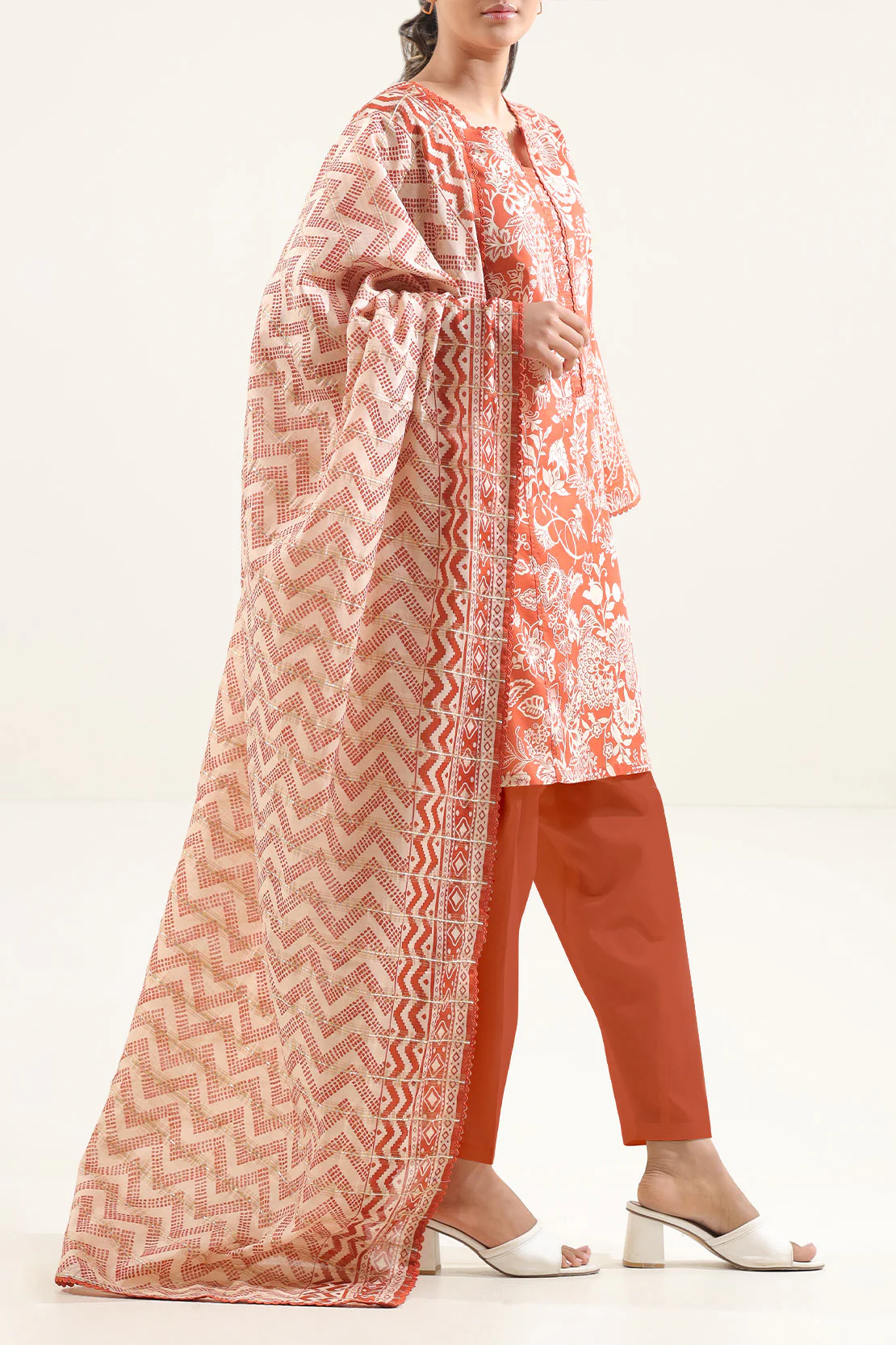 Unstitched Printed Lawn 3 Piece - Image 2