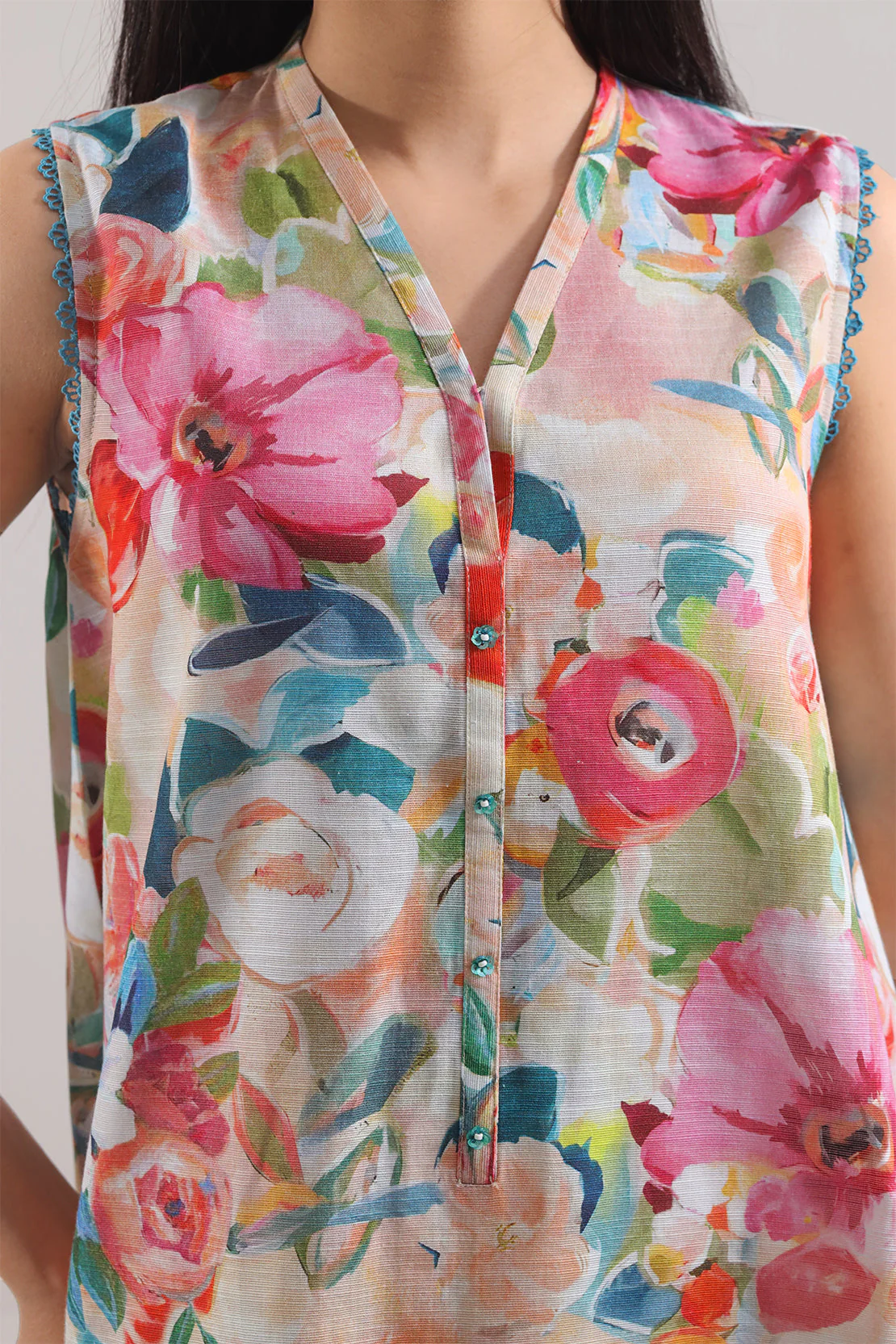 Unstitched Printed Lawn 3 Piece - Image 3