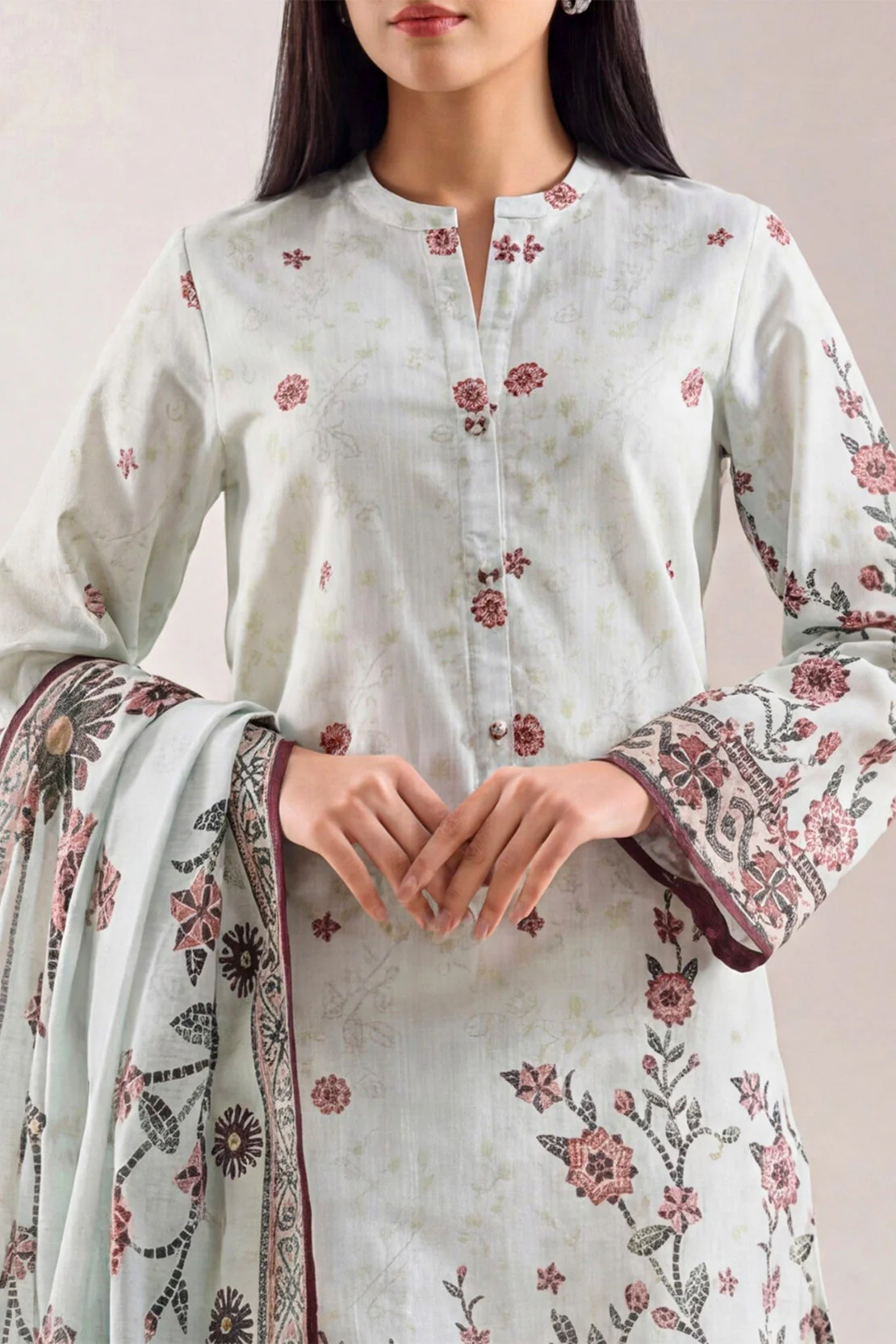 Unstitched Printed Lawn 3 Piece - Image 2