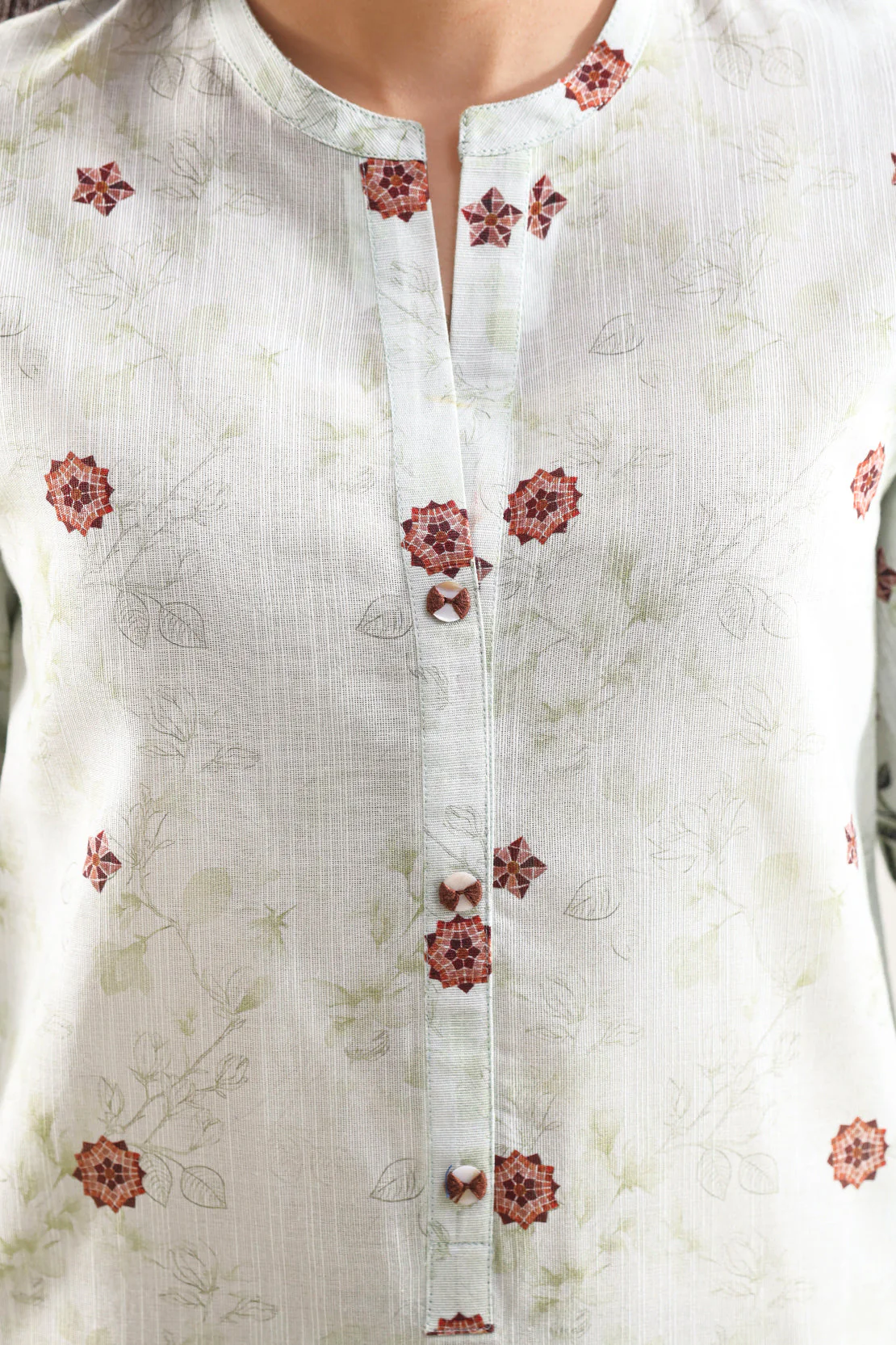 Unstitched Printed Lawn 3 Piece - Image 3