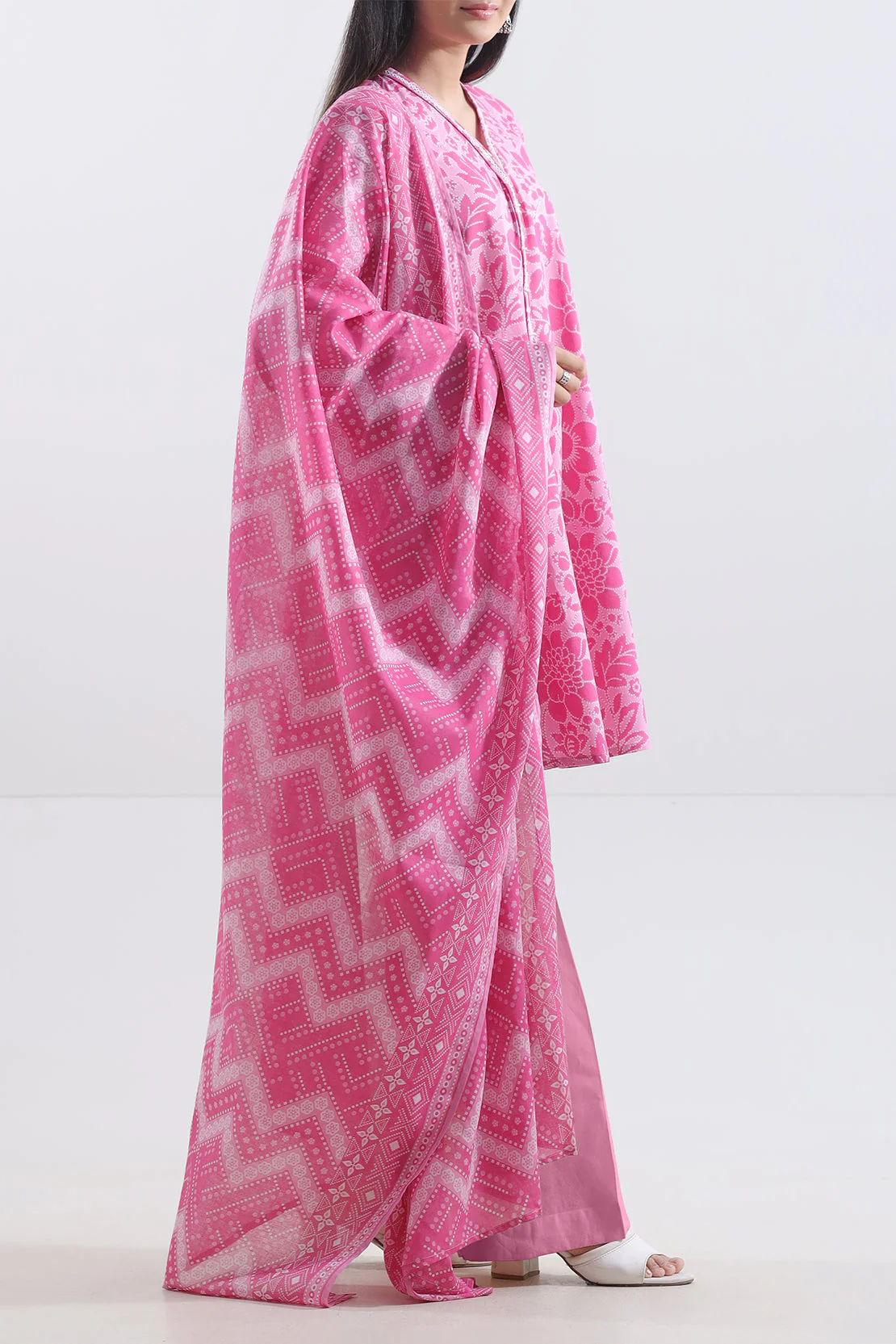 Unstitched Printed Lawn 3 Piece - Image 2