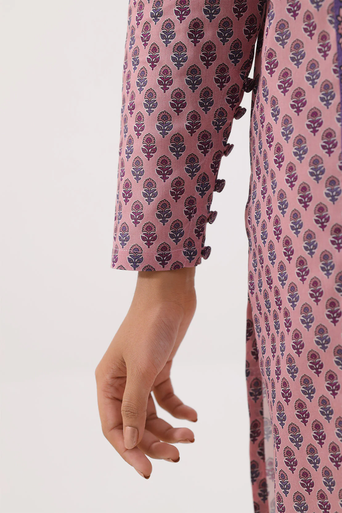 Unstitched Printed Lawn 3 Piece - Image 6