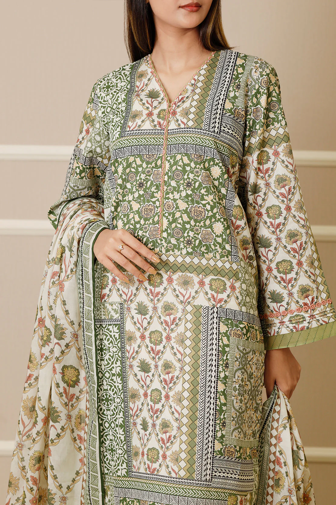 Unstitched Printed Lawn 3 Piece - Image 7