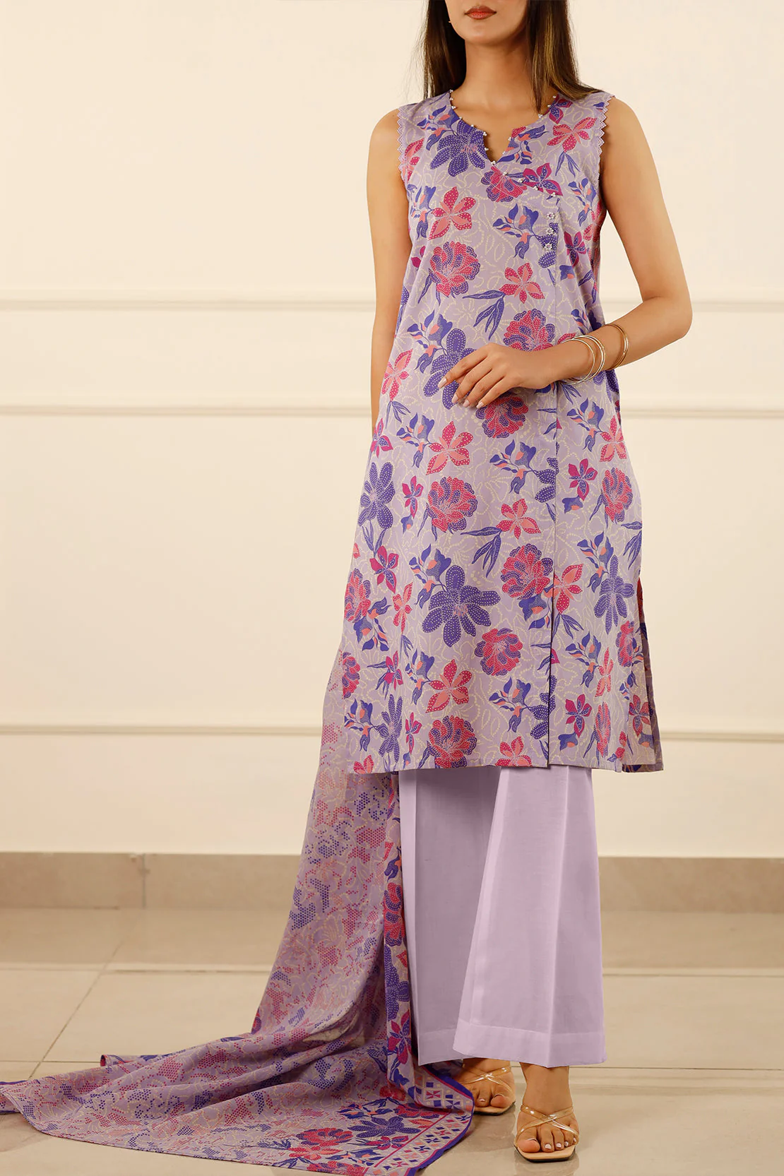 Unstitched Printed Lawn 3 Piece - Image 3