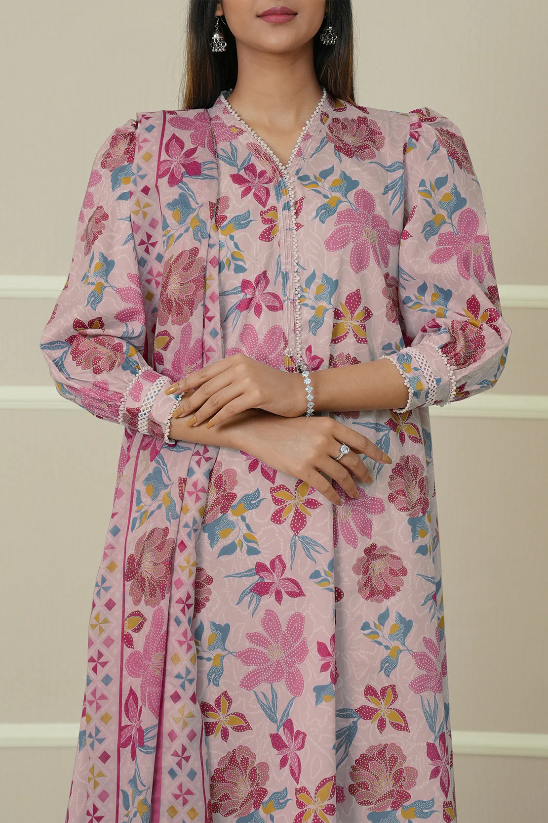 Unstitched Printed Lawn 3 Piece - Image 10