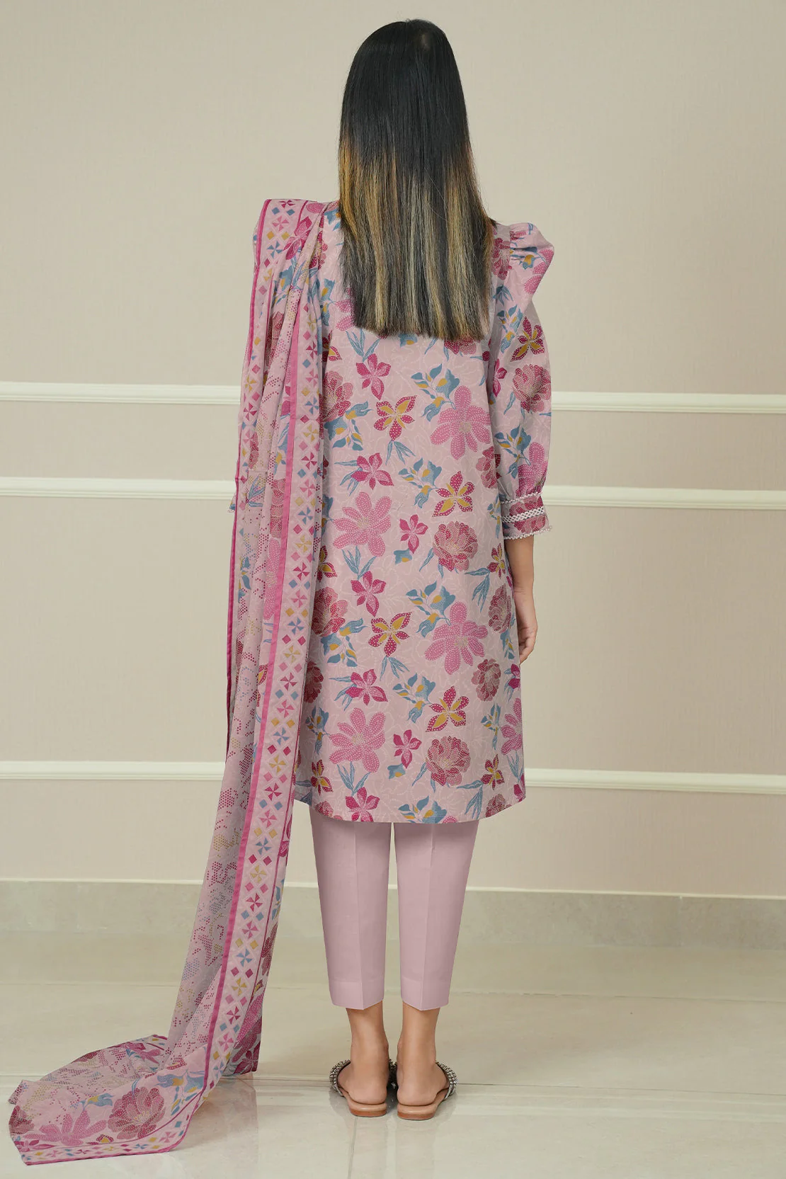 Unstitched Printed Lawn 3 Piece - Image 5
