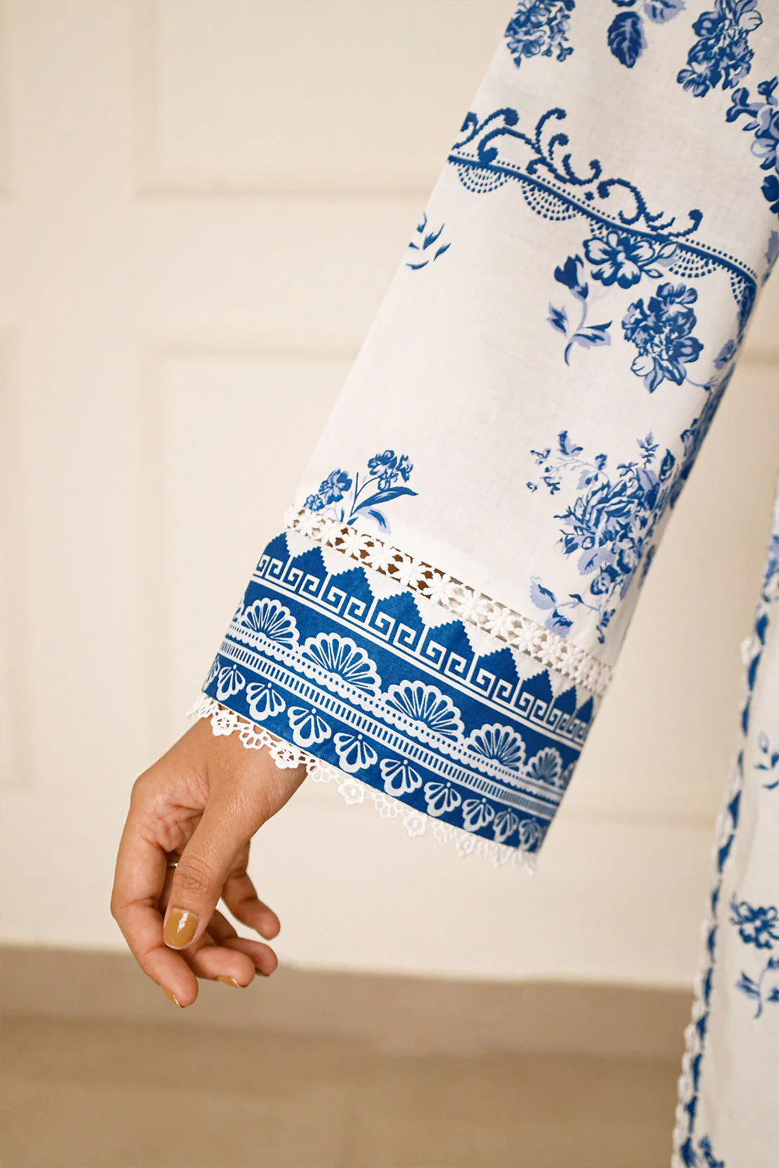 Unstitched Printed Lawn 3 Piece - Image 7