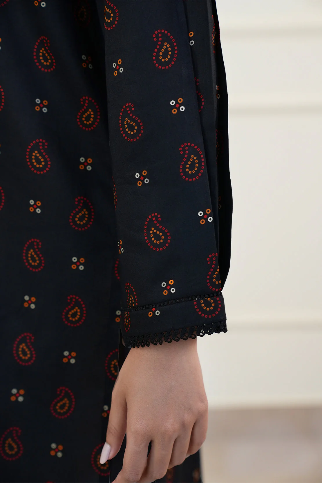 Unstitched Printed Lawn 3 Piece - Image 8