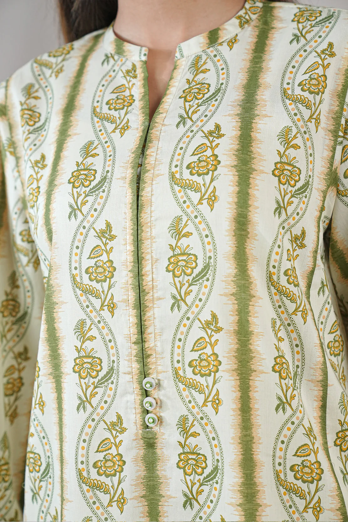 Unstitched Printed Lawn 3 Piece - Image 7